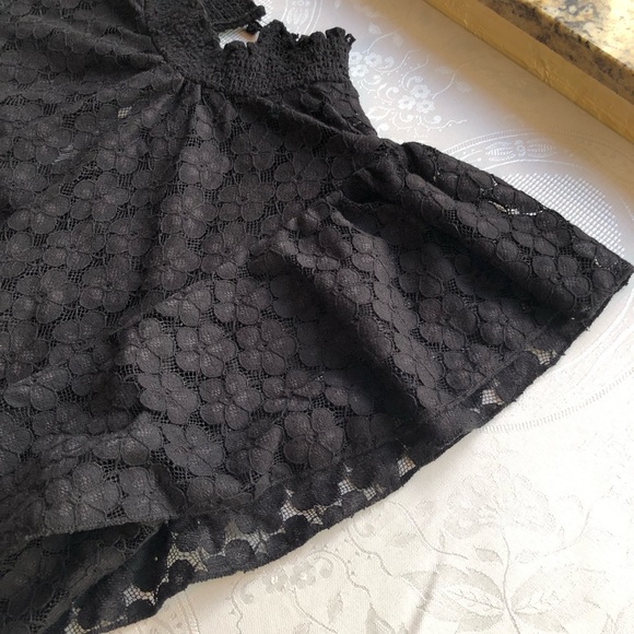 CeCe Black Laced High-Neck Peplum Top Women’s Size M Short Flare Sleeves Lining - Picture 16 of 16